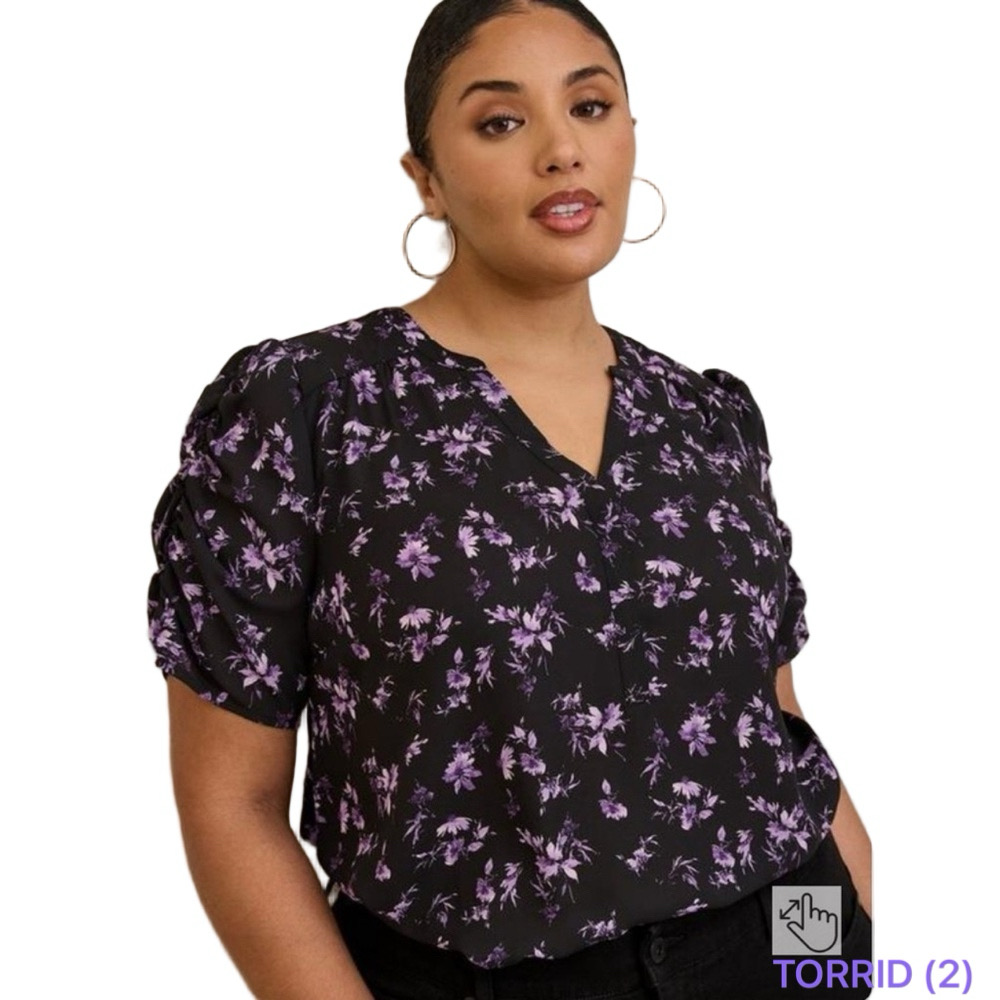 🐾Torrid Black and Purple Floral Blouse size 2 GUC ..